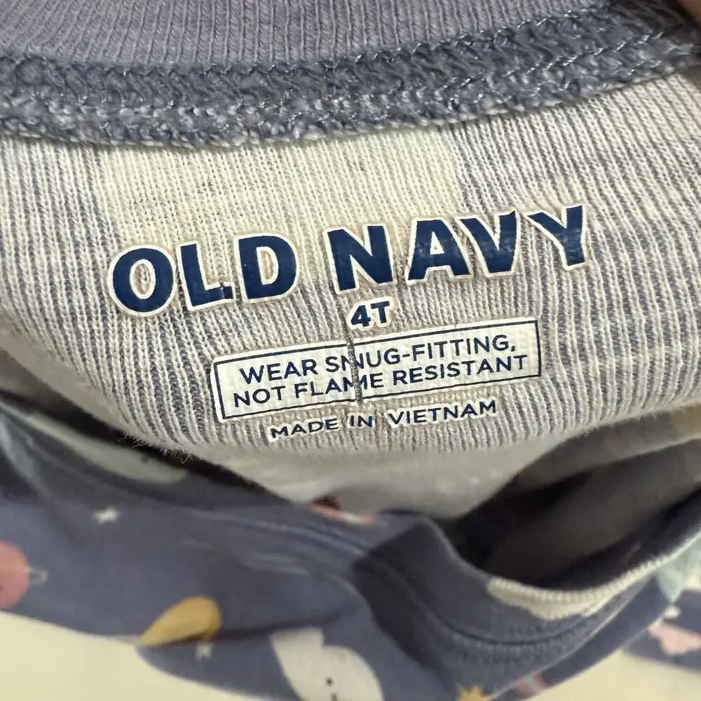 Old Navy Purple Gender Neutral Star Planet Rainbow Cloud Long Pajama Set Size 4T